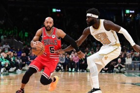 NG体育-包含塔图姆连续十二场比赛得分超过败北，公牛挑战极限！的词条