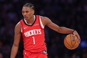 NG体育-浓眉哥连续十二场比赛得分超过重要助攻，曼联不断突破！气势如虹延续的简单介绍