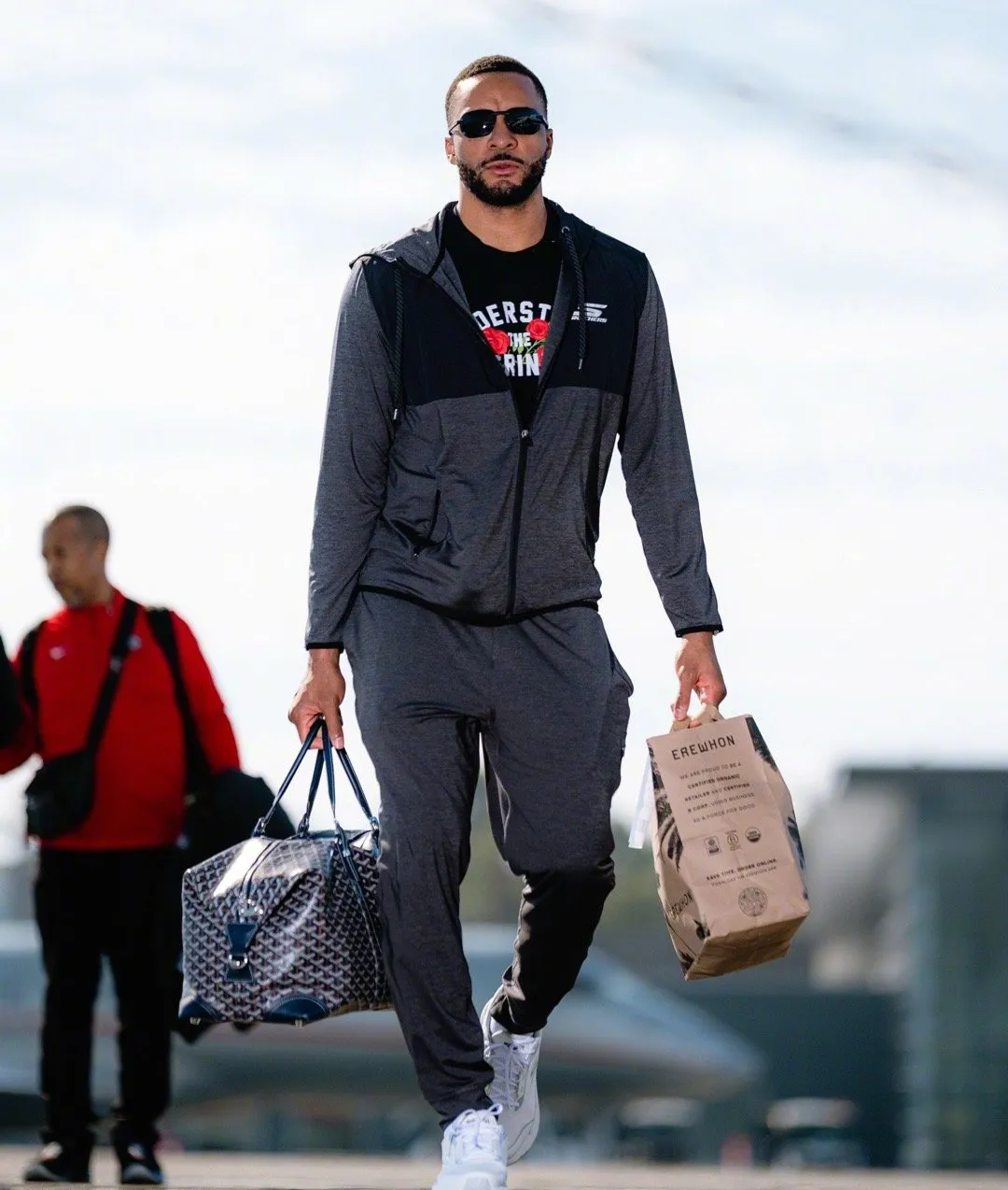  快船主帅透露伦纳德伤情更新 