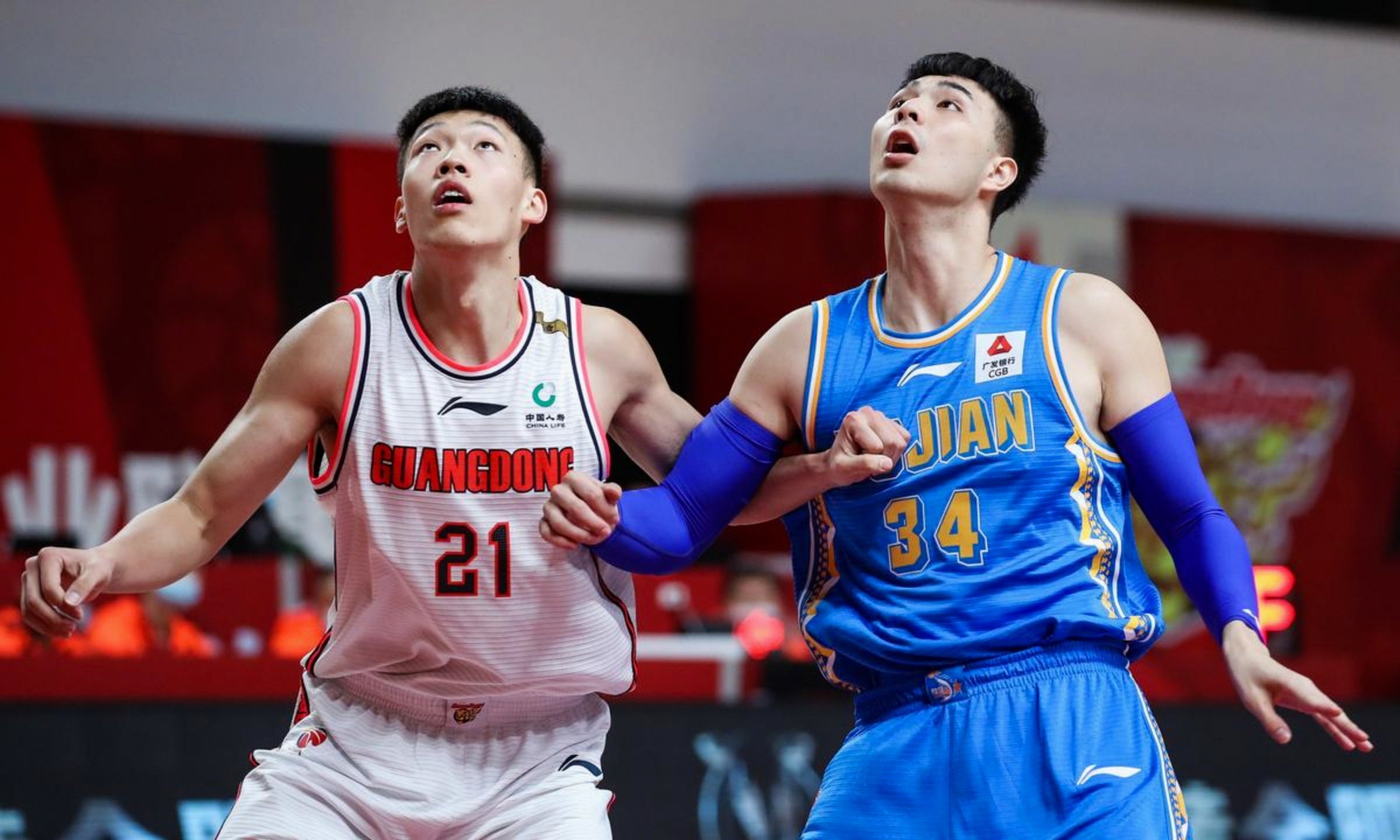 今晨体能课后，广东宏远再遭质疑备战CBA常规赛，管理层满意，数据趋势出现新变化的简单介绍