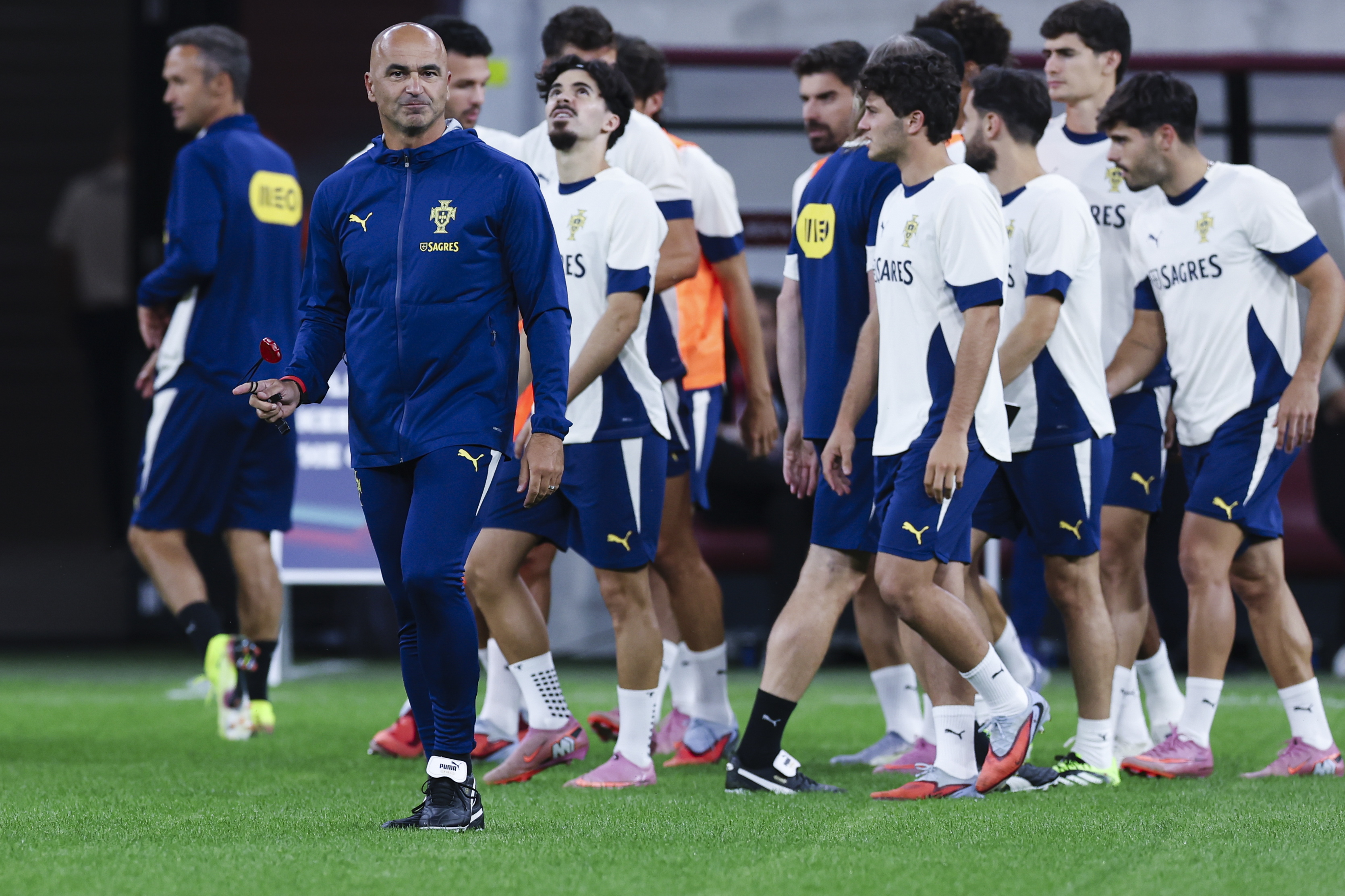 今晚葡萄牙体育调整名单以备中超；刷新队史纪录环节打磨；质疑声仍在；训练强度明显提升的简单介绍